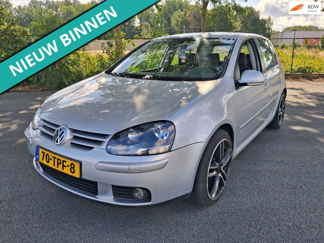 Volkswagen Golf - 1.6 FSI Trendline ZO WEG PRIJSJE - AutoWereld.nl