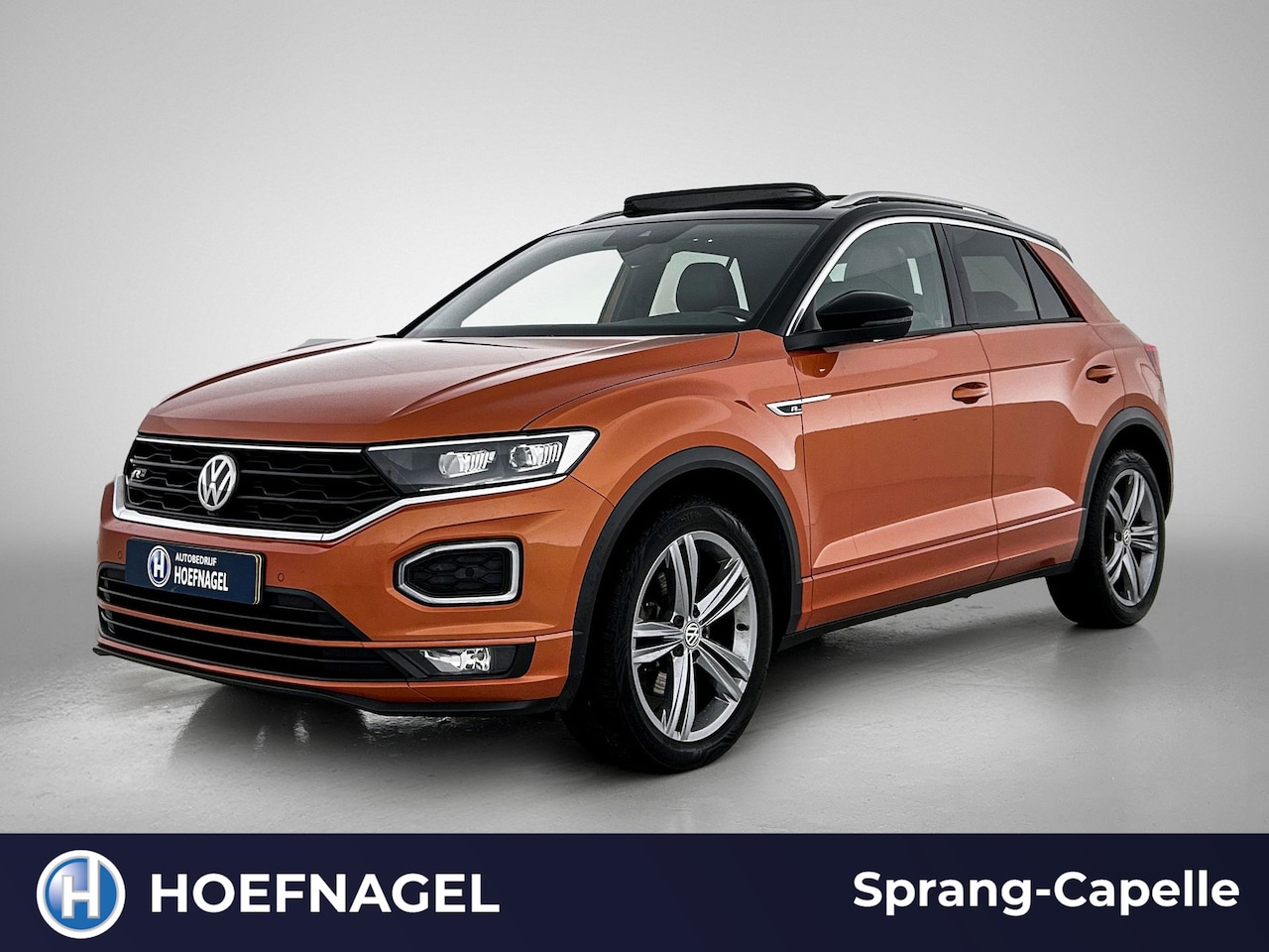Volkswagen T-Roc - 1.5 TSI R Line | Schuifdak | Camera | Navi | Virtual Dash | Stoelverw. | Adaptive Cruise - AutoWereld.nl