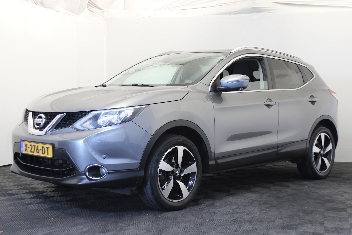 Nissan Qashqai - 1.2 N-Connecta |Pano|Trekhaak|360 cam| - AutoWereld.nl