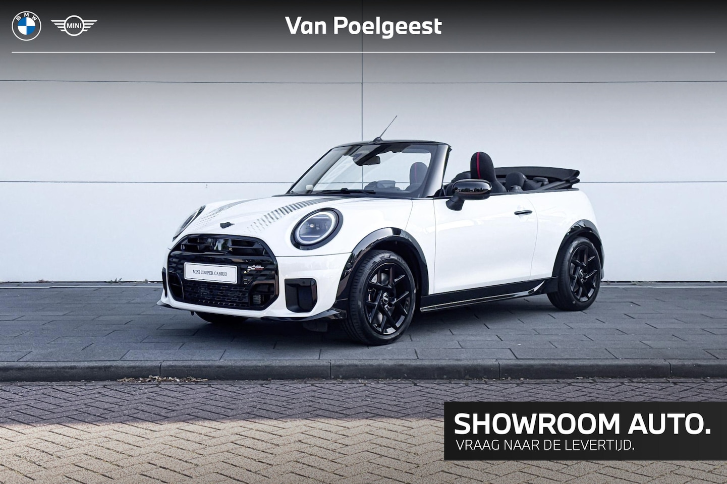 MINI Cabrio - Cooper 2.0 Cooper C John Cooper Works XL | 17 inch John Cooper Works Sprint Spoke black | - AutoWereld.nl