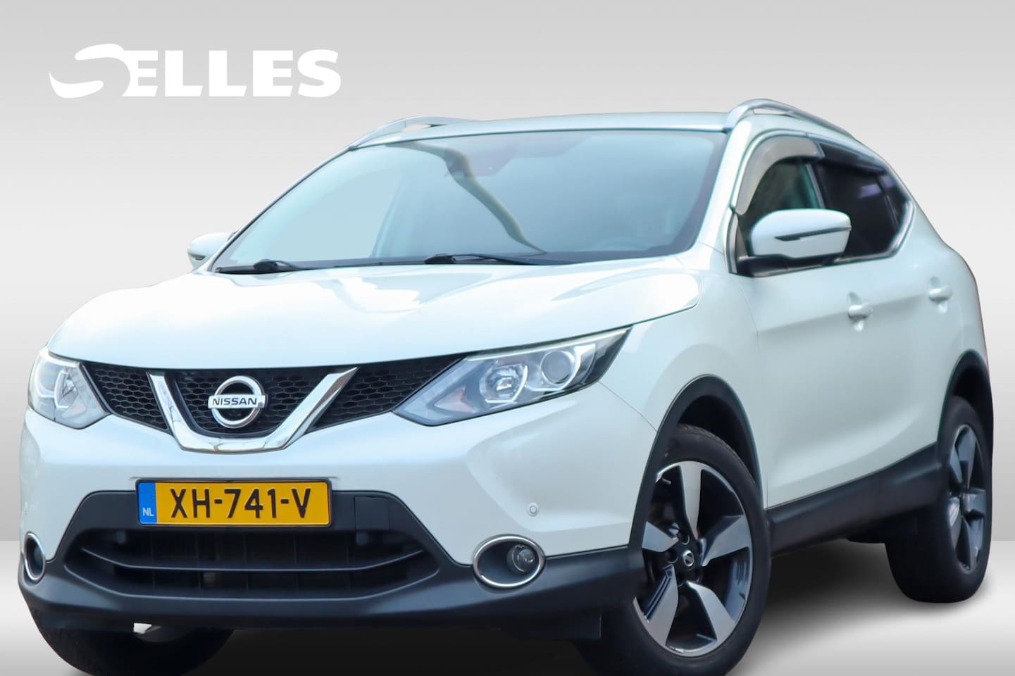 Nissan Qashqai - 1.2 Connect Edition | Trekhaak | DAB Radio | 360 Camera | Keyless - AutoWereld.nl