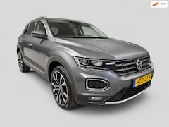 Volkswagen T-Roc - 1.5 TSI Sport - Automaat - Stoel en Stuurverw - Adapt Cruise - Camera - CarPlay - Elektr k
