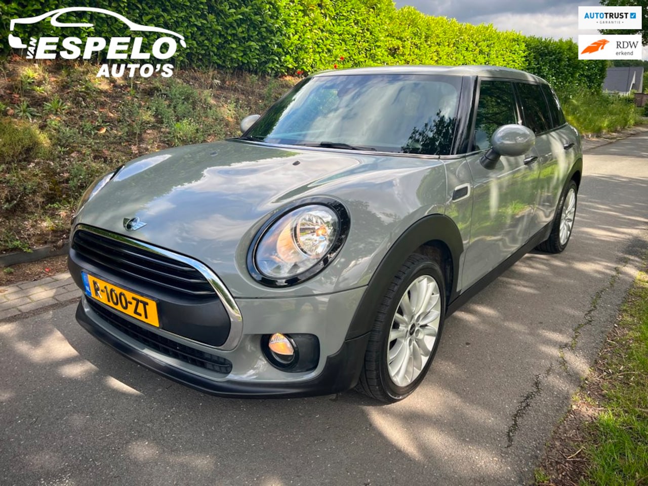 MINI Clubman - 1.5 One Pepper Business met oa: Stoelverwarming, Clima, Lm 17", Pdc, Isofix, Bt, Multimedi - AutoWereld.nl