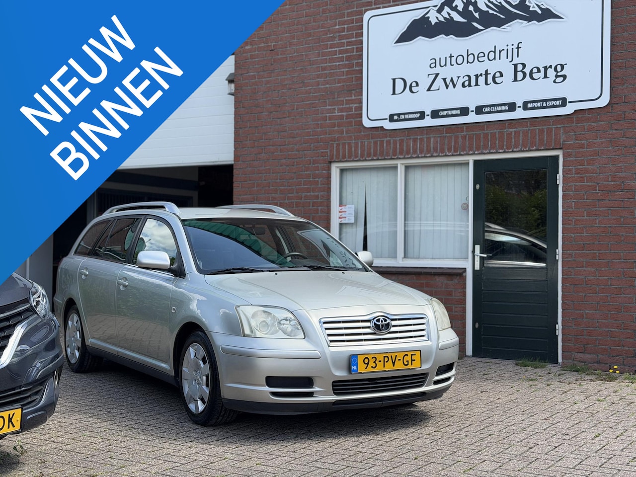 Toyota Avensis Wagon - 1.8 VVTi Linea Terra Eerste eigenaar - AutoWereld.nl