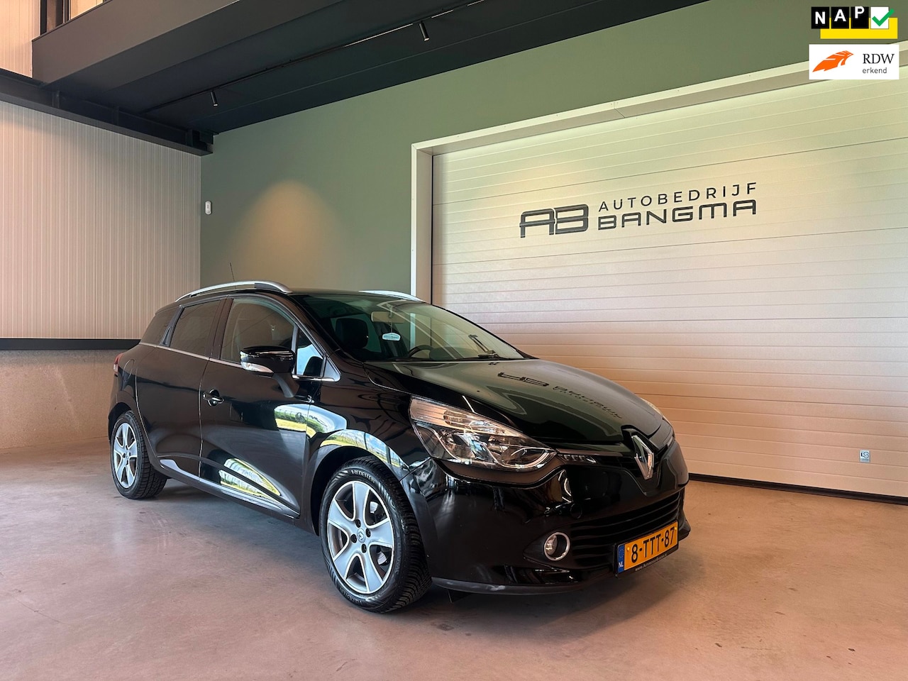 Renault Clio Estate - 0.9 TCe NIGHT&DAY-uitv|NAVIGATIE|AIRCO|PARKEERSENSOREN|CRUISE CONTROL|BLUETOOTH|ISOFIX|LM- - AutoWereld.nl