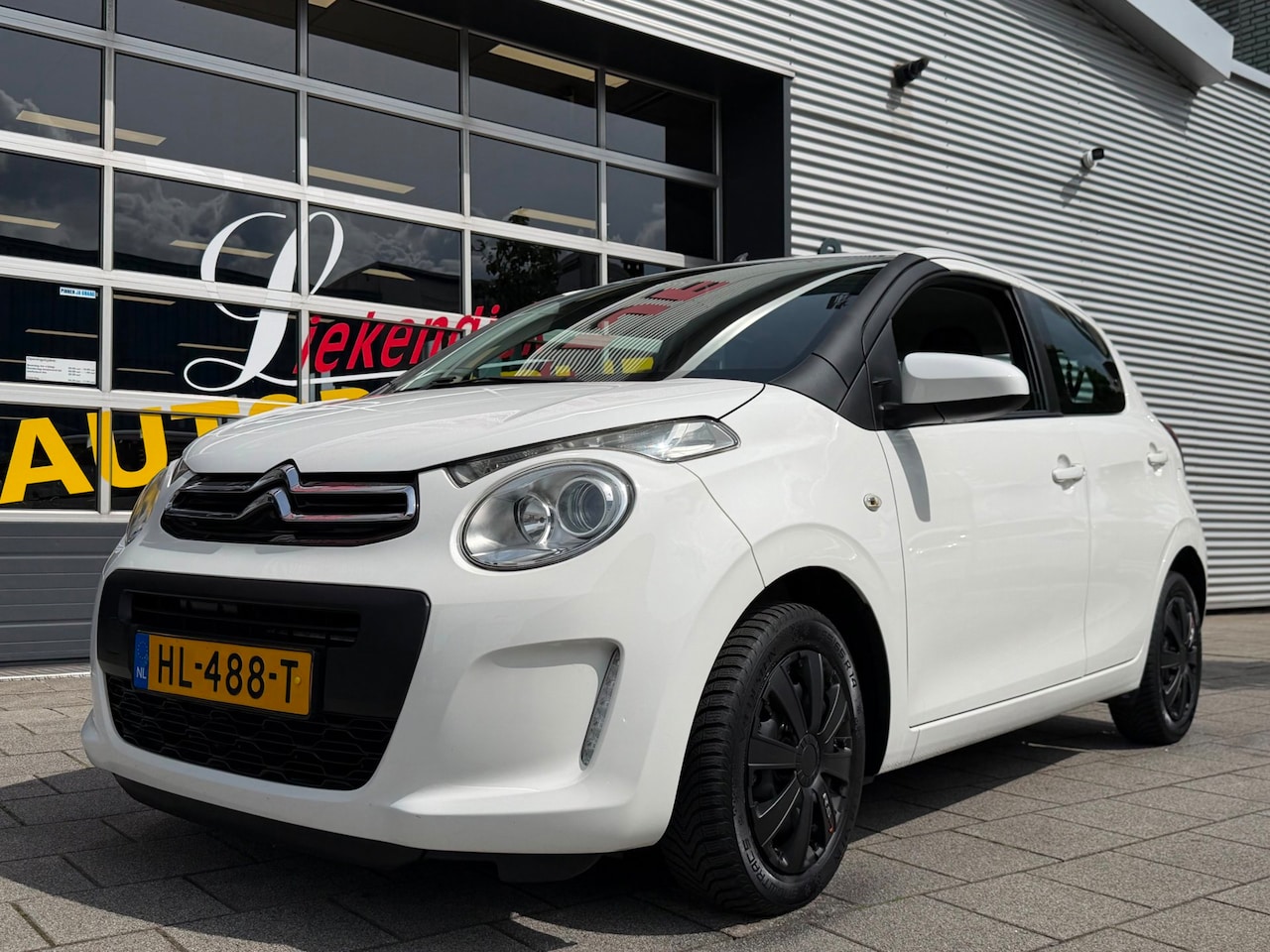 Citroën C1 - 1.0 e-VTi Feel - 115.000 km - Stuurbekrachtiging I Comfort pakket I APK 02-2027 - AutoWereld.nl