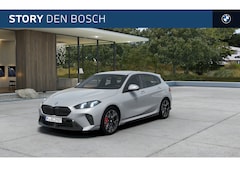 BMW 1-serie - 120 M Sport Automaat / Achteruitrijcamera / Sportstoelen / M Adaptief onderstel / Adaptiev