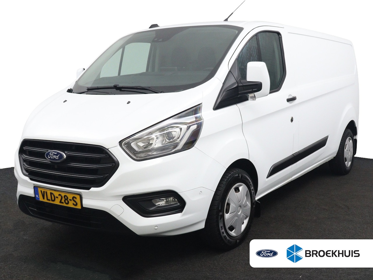 Ford Transit Custom - 320 2.0 TDCI L2H1 Trend | Camera | Navigatie | Laadruimte Pakket | Rijstrooksensor | Stoel - AutoWereld.nl