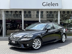 Lexus IS - 300h Luxury Line | Schuifdak, Mark Levinson, Trekhaak, Geheugenfunctie, LED, Stoelverwarmi