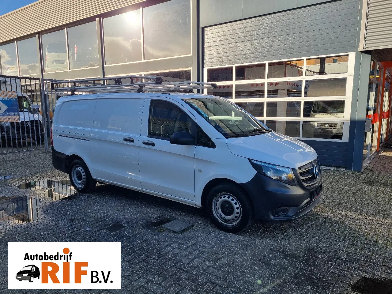 Mercedes-Benz Vito - 114 CDI L2 Euro 6 RWD 2.2 CDI - AutoWereld.nl