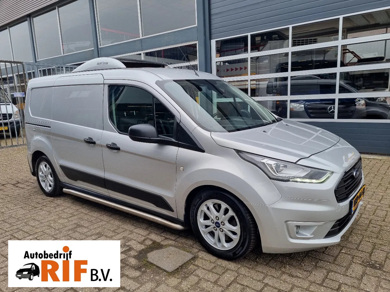 Ford Transit Connect - Koelwagen L2 1.5 TDCI Automaat XARIOS 200 ST 230V Euro 6 - AutoWereld.nl