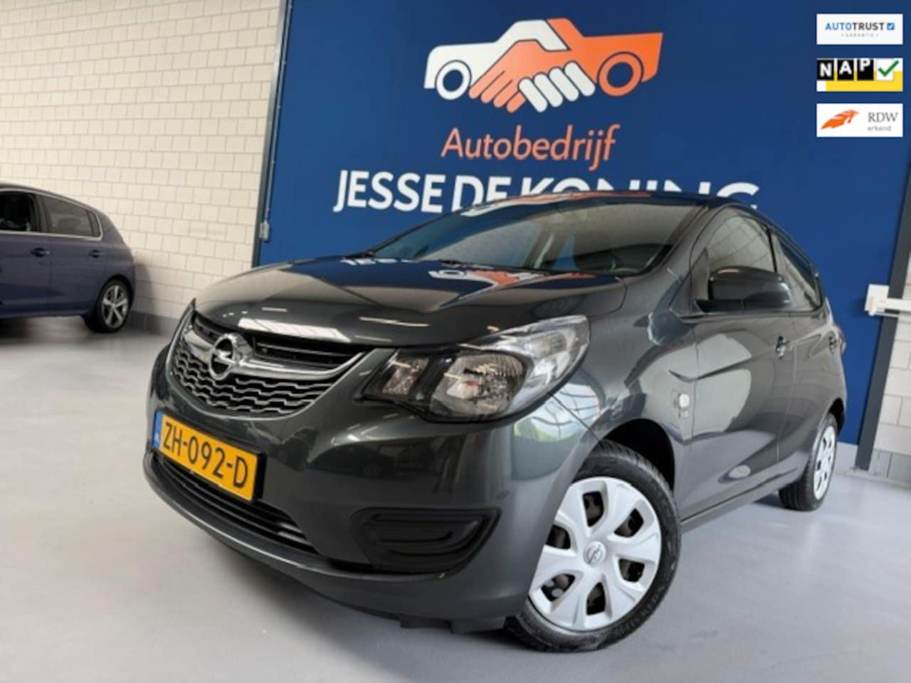 Opel Karl - 1.0 ecoFLEX 120 Jaar Edition / bj.2019 / kleur: grijs / 5 deurs / NAP met 112048 km.en APK - AutoWereld.nl