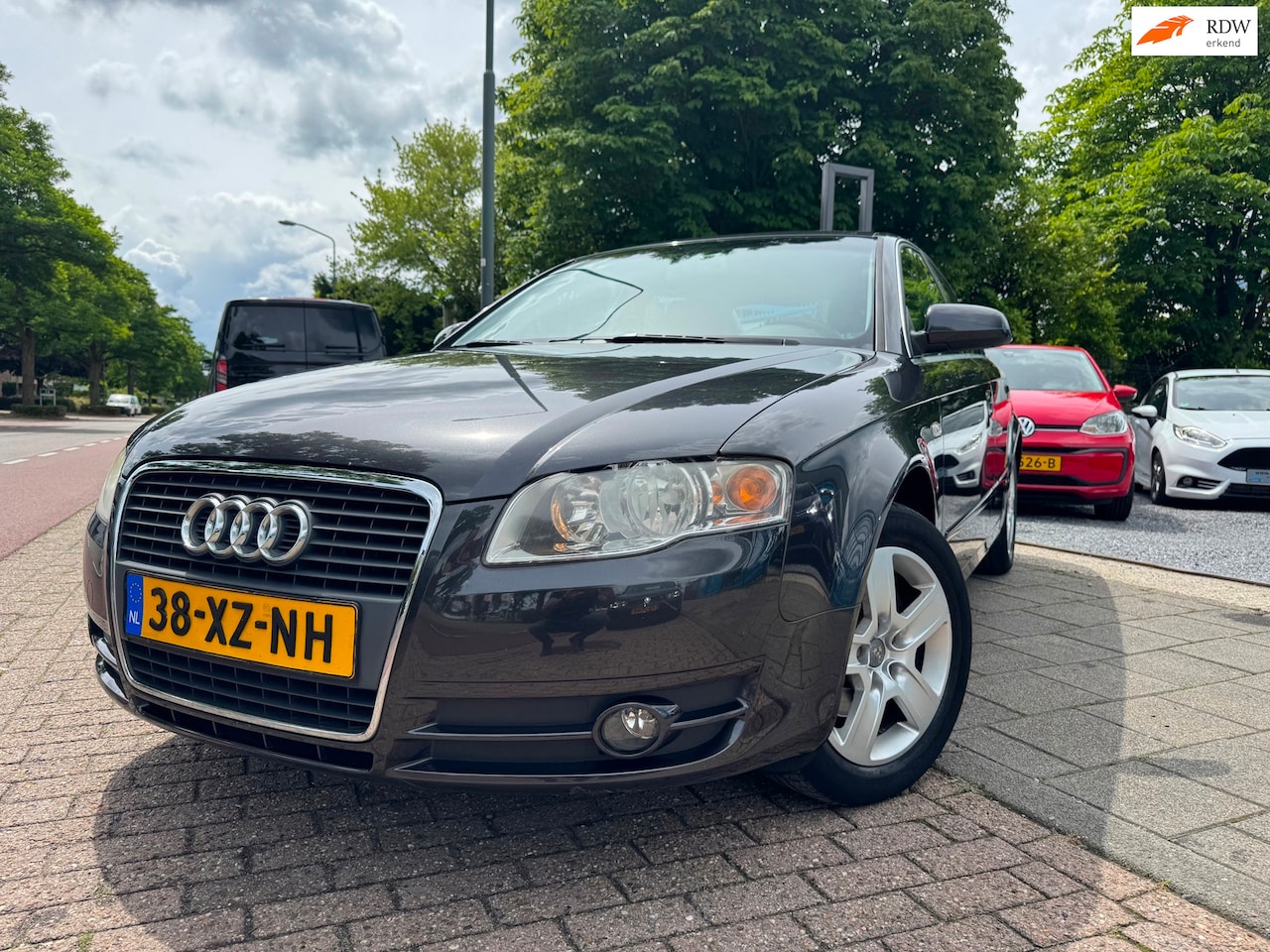 Audi A4 Limousine - 2.0 Advance Clima Elek Pakket Navi Cruise - AutoWereld.nl