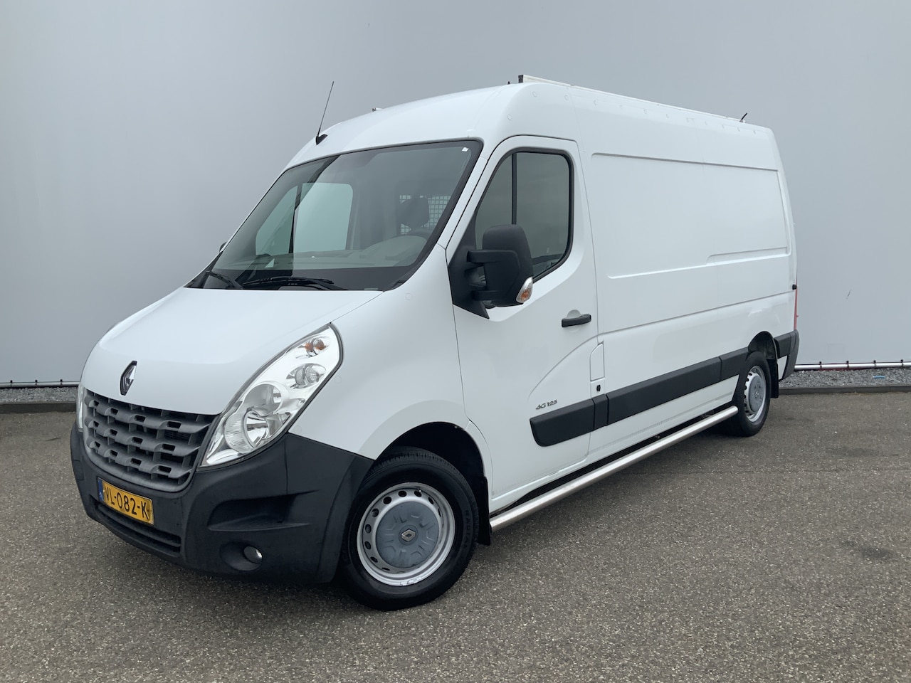 Renault Master - T35 2.3 dCi L2H3 Airco Cruise 2 Zits Trekhaak 2500 kg WerkKasten Side Bar Euro 5 - AutoWereld.nl