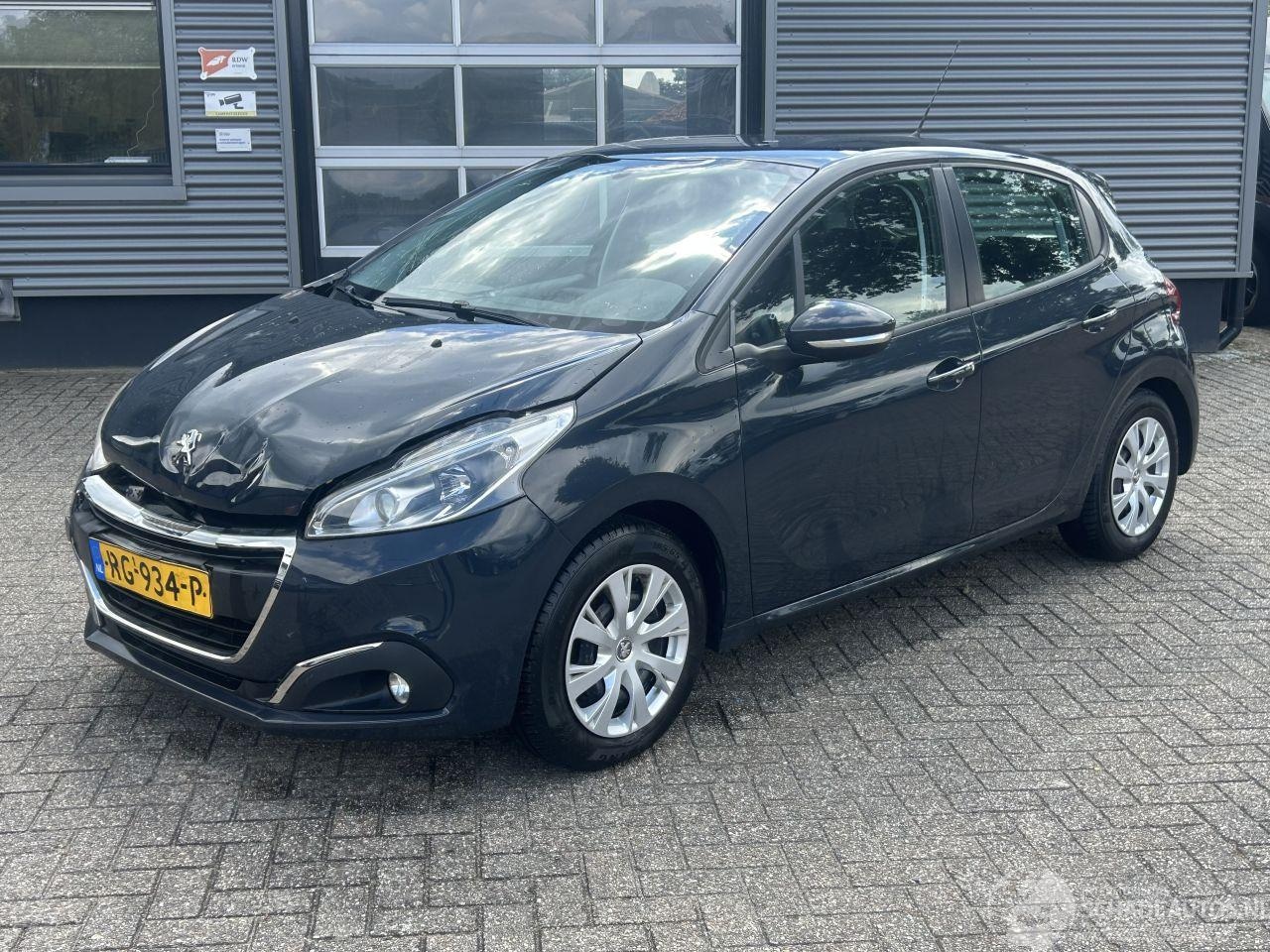 Peugeot 208 - 1.2 PureTech Blue Lion 1.2 PURE TECH BLUE LION 5DRS - AutoWereld.nl