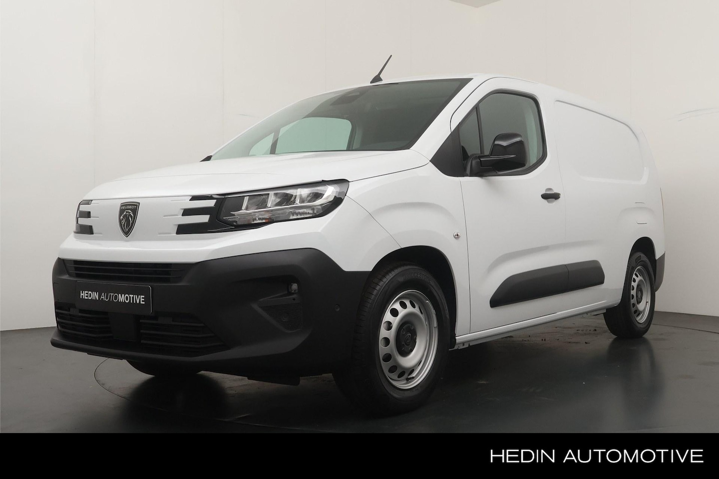Peugeot e-Partner - 136 L2 50 kWh 136 L2 50 kWh - AutoWereld.nl