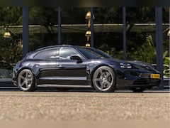 Porsche Taycan Sport Turismo - GTS 93 kWh