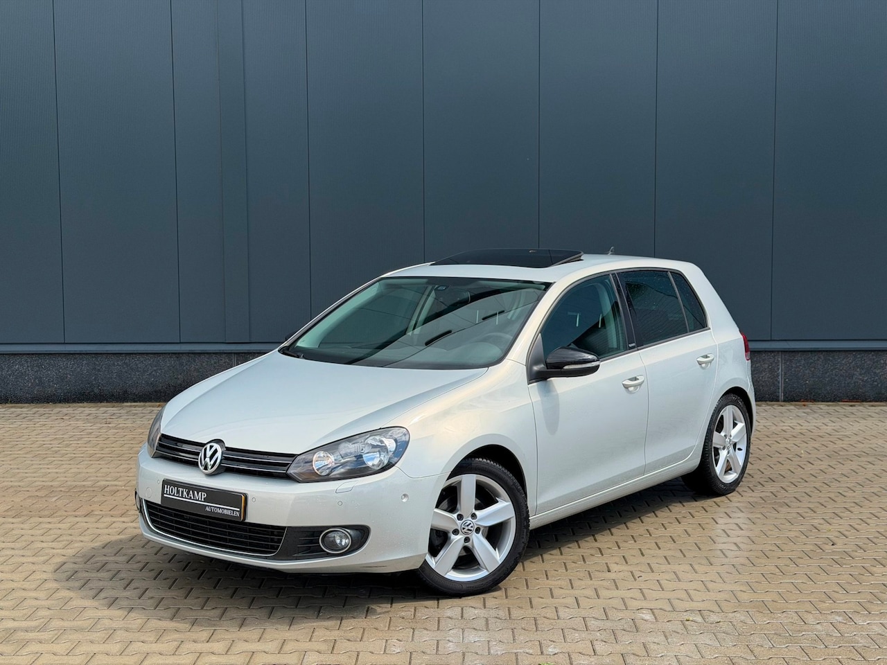 Volkswagen Golf - 1.2 TSI | STYLE | PANO | CLIMA | CRUISE | CARPLAY - AutoWereld.nl