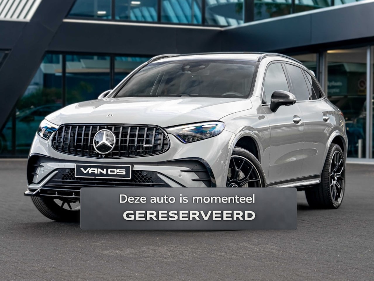 Mercedes-Benz GLC-klasse - GLC 300e 4MATIC | AMG Line Premium Plus | Alpin grijs | Trekhaak - AutoWereld.nl