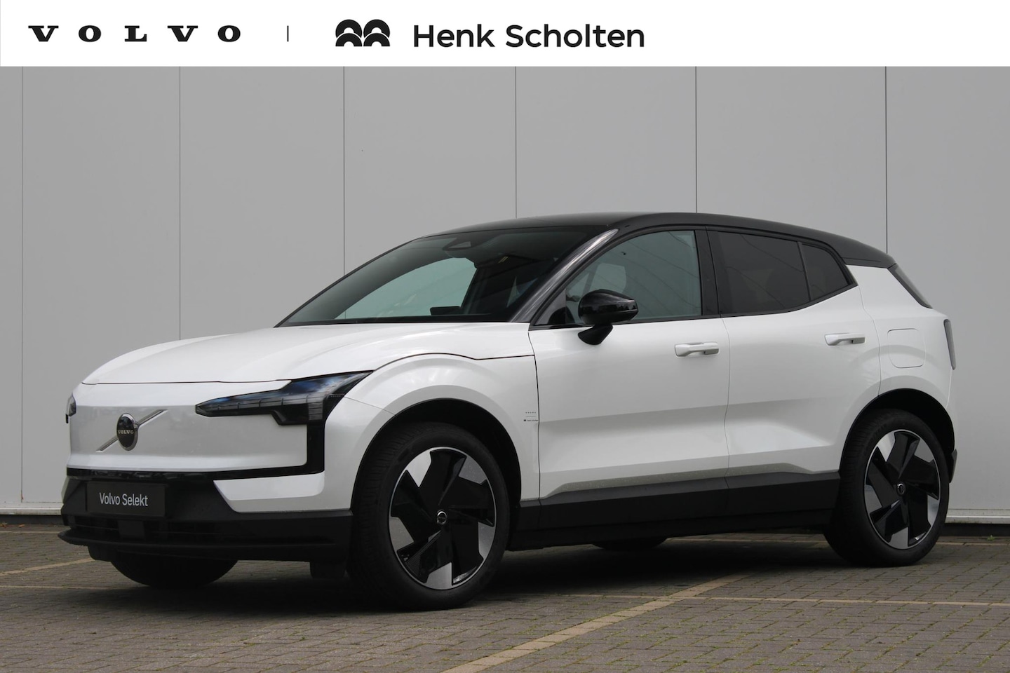 Volvo EX30 - Single Motor Extended Range Plus 69 kWh | Semi elektr. Trekhaak | Elektr. Voorstoel(en) me - AutoWereld.nl