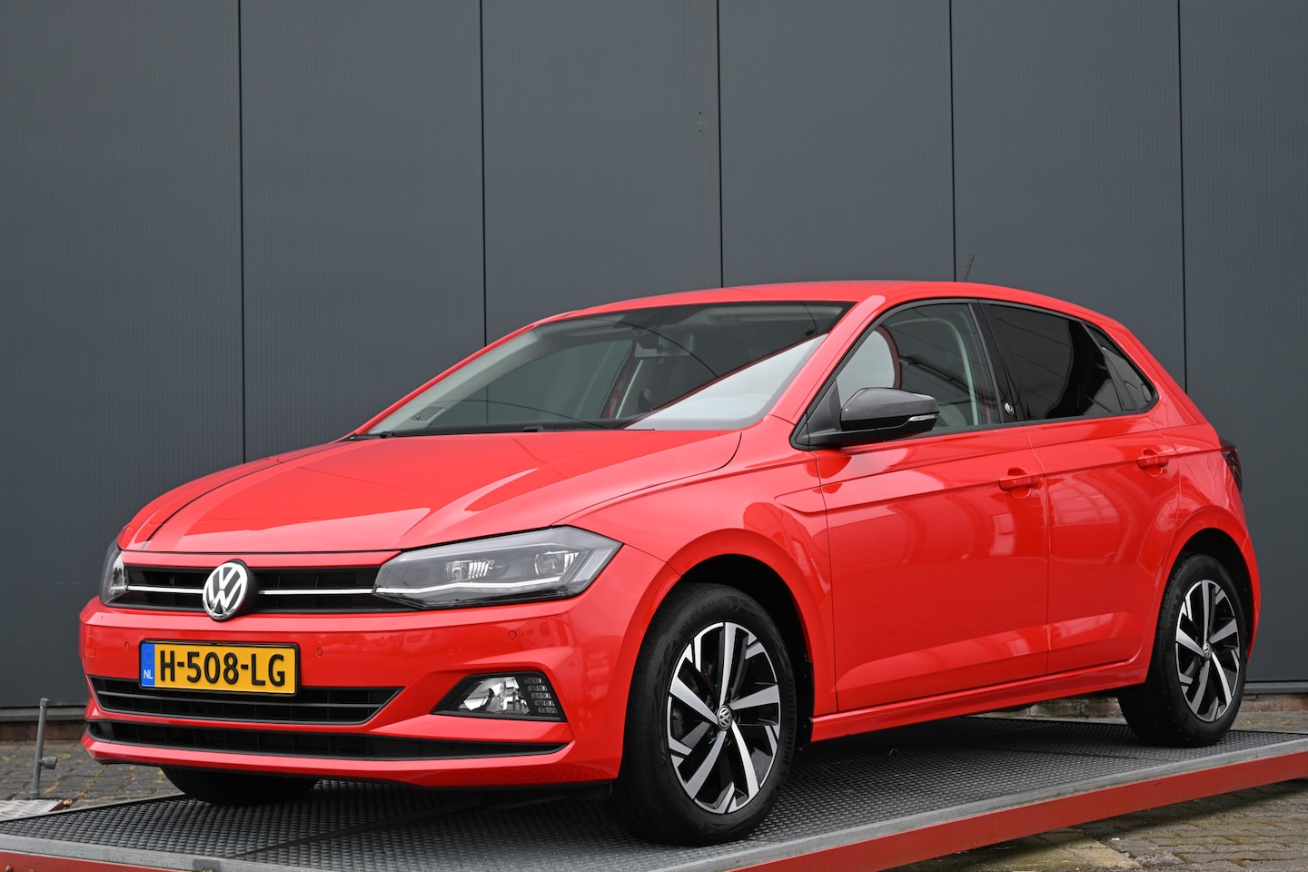 Volkswagen Polo - 1.0 TSI Beats camera climate led carplay - AutoWereld.nl