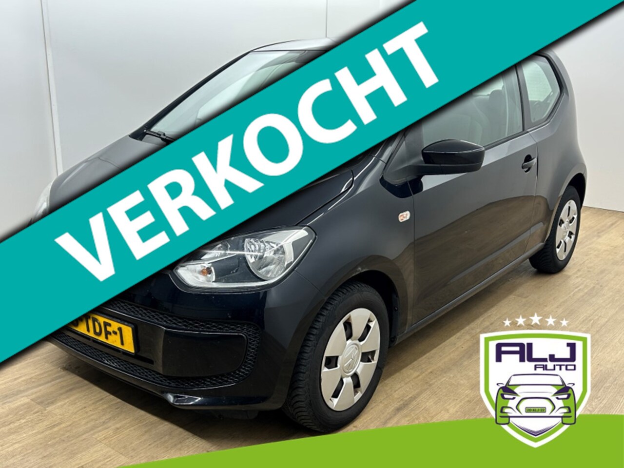Volkswagen Up! - Occasion 1.0 move up! | Zwart | Tweedehands Volkswagen Up | Airco | Bluetooth audio | 3 de - AutoWereld.nl