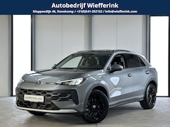 Volkswagen T-Roc - 1.5 eTsi 150 pk Life First Edition | Comfort | Camera | Trekhaak |