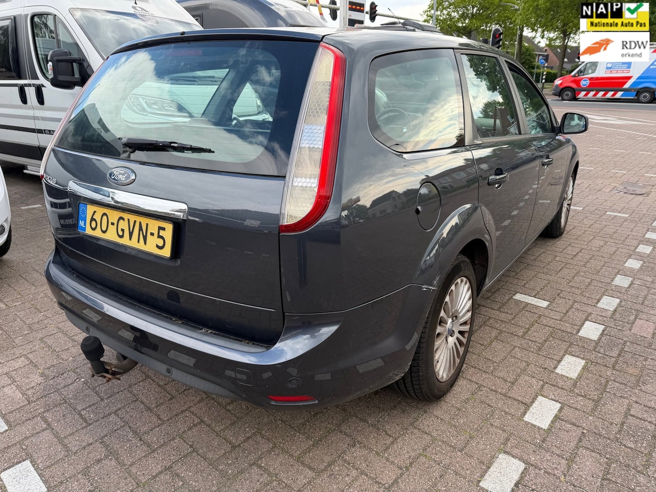 Ford Focus Wagon - 1.6 Titanium | Navi | Cruise | Climate | Trekhaak | Isofix | Flex - AutoWereld.nl