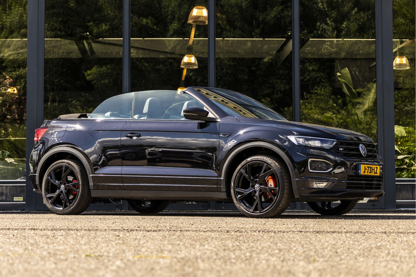 Volkswagen T-Roc Cabrio - 1.5 TSI R-Line 1.5 TSI R-Line - AutoWereld.nl