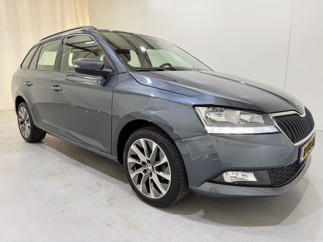 Skoda Fabia Combi - 1.0 TSI Business Edition 1.0 TSI Business Edition - AutoWereld.nl