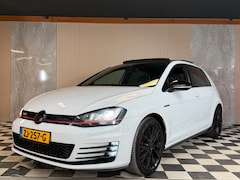 Volkswagen Golf - 2.0 TSI GTI Nwe Apk Akra Carplay Pano Keyless Cruise Control Airco