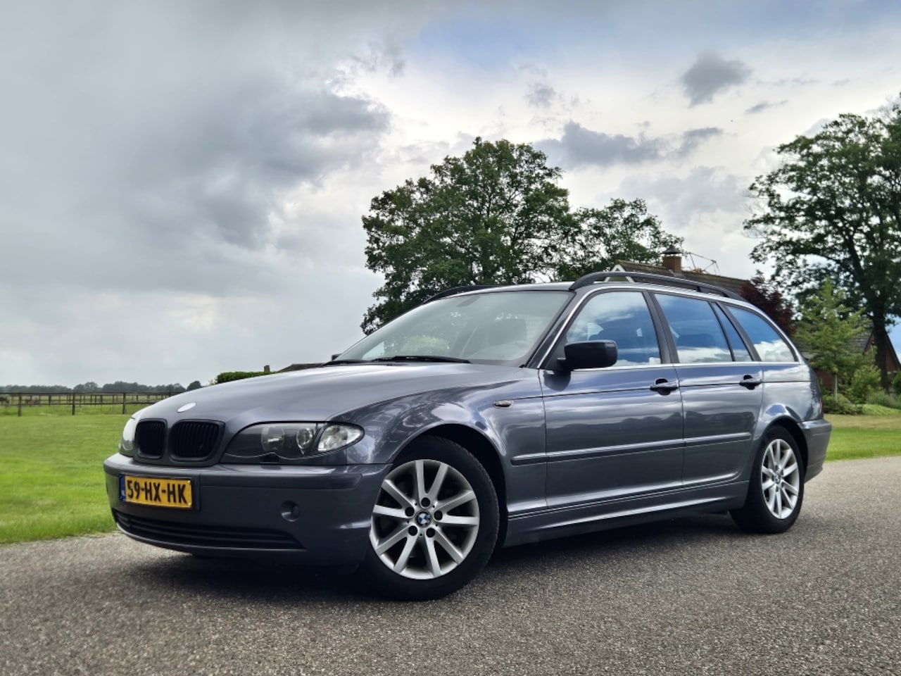 BMW 3-serie Touring - 320i Executive 320i Executive - AutoWereld.nl
