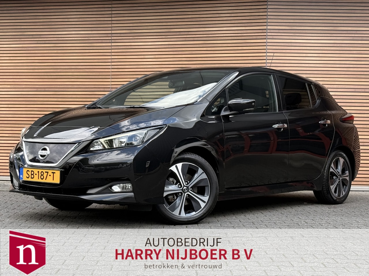 Nissan LEAF - 2.ZERO EDITION 40 kWh Trekhaak / Leer / Adapt. Cruise / Navi / 360* Camera - AutoWereld.nl