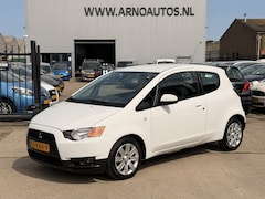 Mitsubishi Colt - 1.3 Intro Edition, AIRCO, CRUISE CONTROL, APK TOT 20-05-27, BLUETOOTH CARKIT, RADIO-CD-MP3