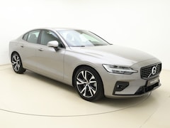 Volvo S60 - B4 R-Design | Trekhaak | H&K | Leder Sportstoelen | Memory | Verwarmde stoelen/stuurwiel |