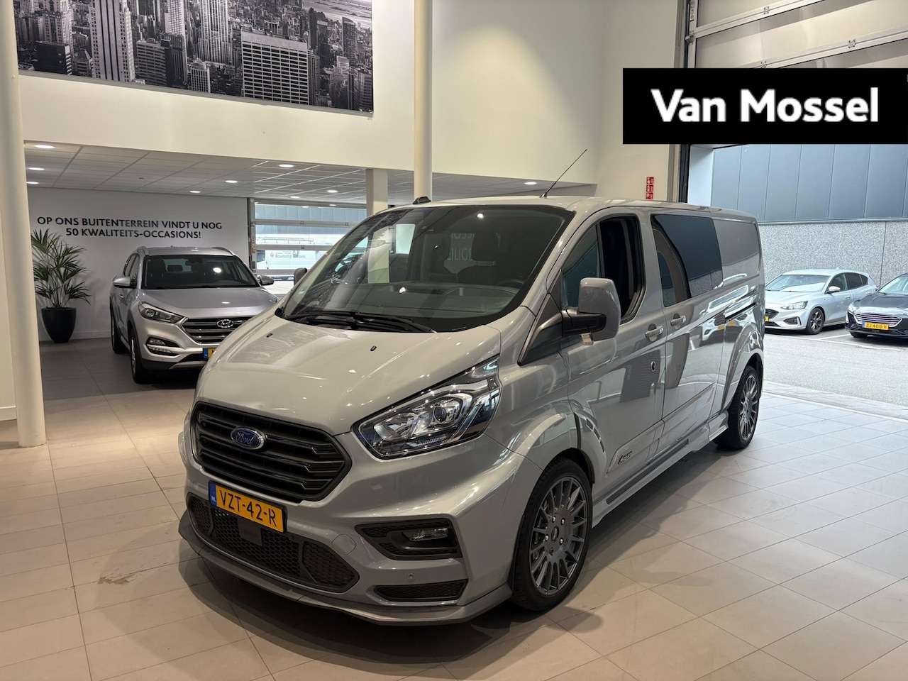 Ford Transit Custom - 320 2.0 TDCI L2H1 MS-RT Limited DC CAMERA | ADAPTIVE CRUISE | STOEL - STUUR - VOORRUIT VER - AutoWereld.nl