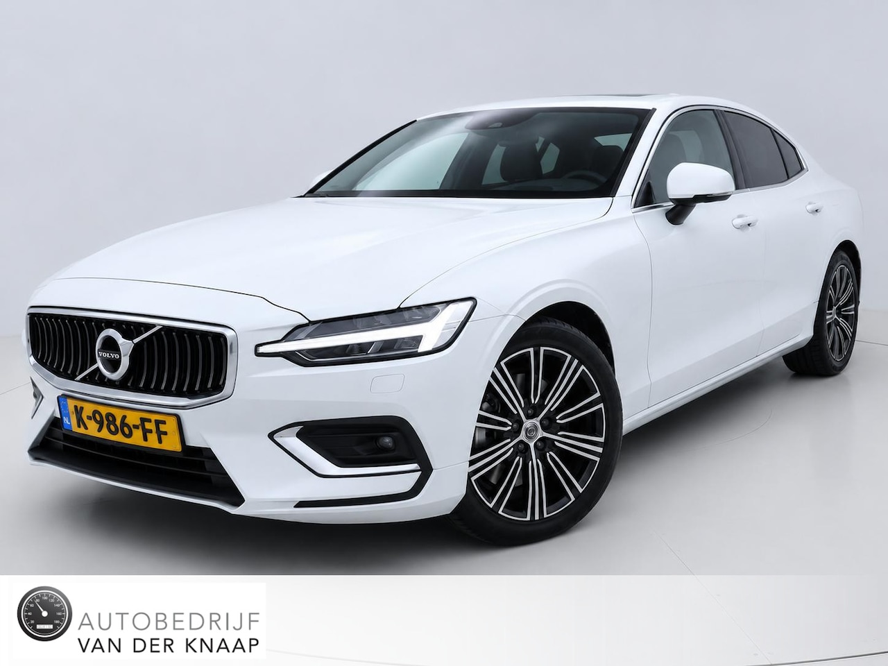 Volvo S60 - 2.0 B4 Inscription (M-Hybrid) | Pilot assist | Multimedia/navi | Leder | Harman&Kardon | S - AutoWereld.nl
