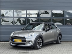 MINI Cooper - 1.5 CHILI SERIOUS BUSINESS I DEALER ONDERHOUDEN I 5-DEURS I LEDEREN BEKLEDING