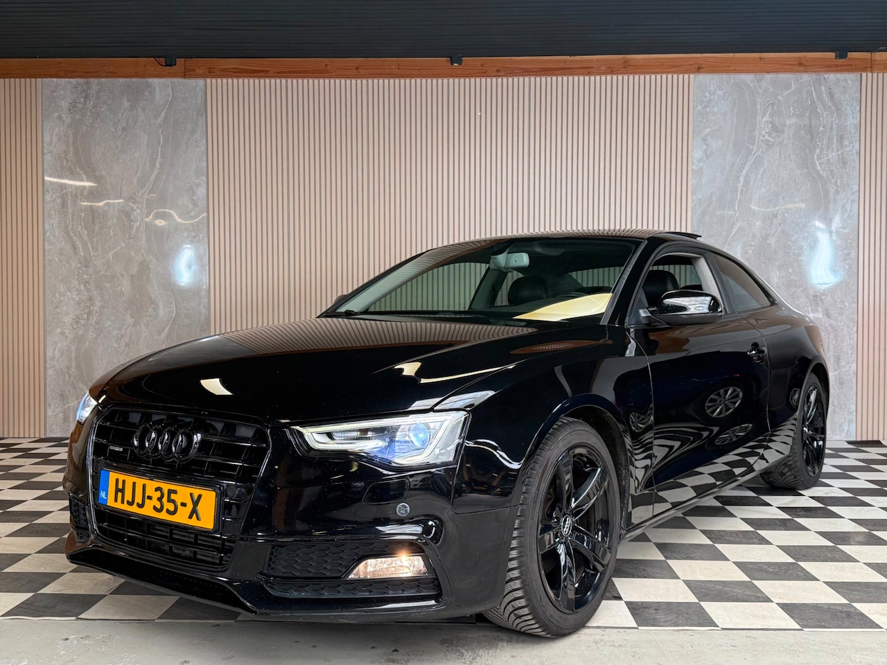 Audi A5 Coupé - S5 2.0 TFSI Quattro Pro Line S Pano Keyless Airco Cruise Control - AutoWereld.nl