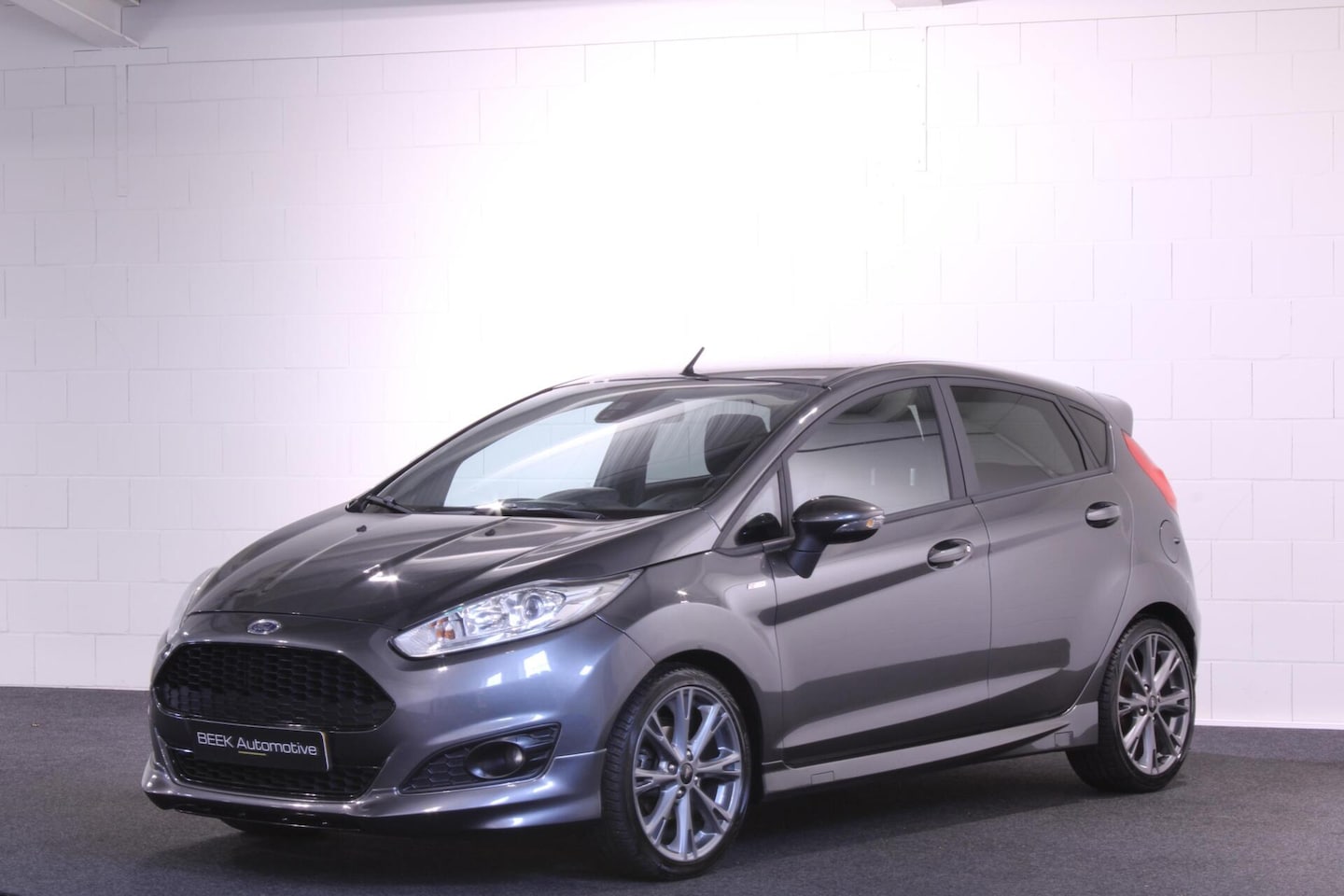 Ford Fiesta - 1.0 EcoBoost ST Line| Trekhaak | Camera | Stoelverwarming - AutoWereld.nl