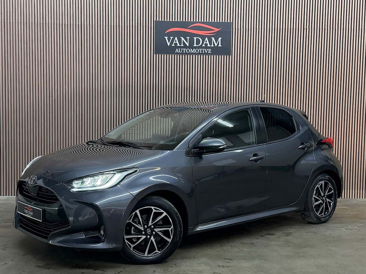 Toyota Yaris - 1.5 Hybrid Dynamic 2021 LED CAMERA CLIMA CRUISE - AutoWereld.nl