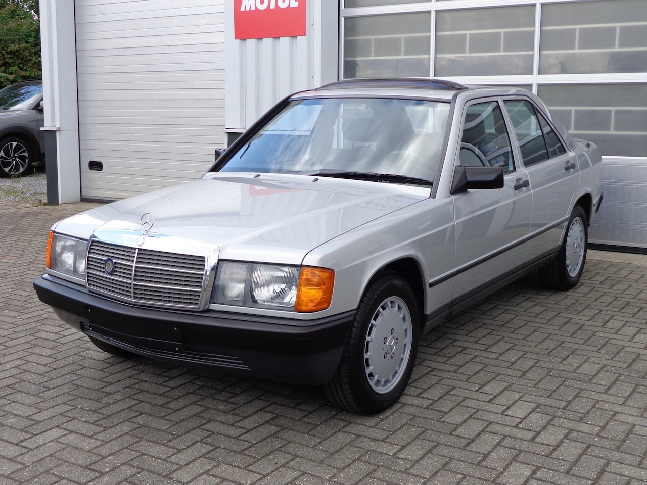 Mercedes-Benz 190-serie - 2.0 2.0 Nieuwstaat !!! - AutoWereld.nl