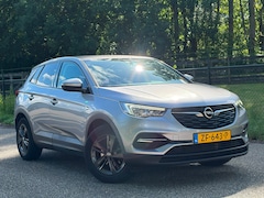 Opel Grandland X - 1.2 Turbo 120 Jaar Edition /Carplay/Navi/Stoelverwarming/Trekhaak/