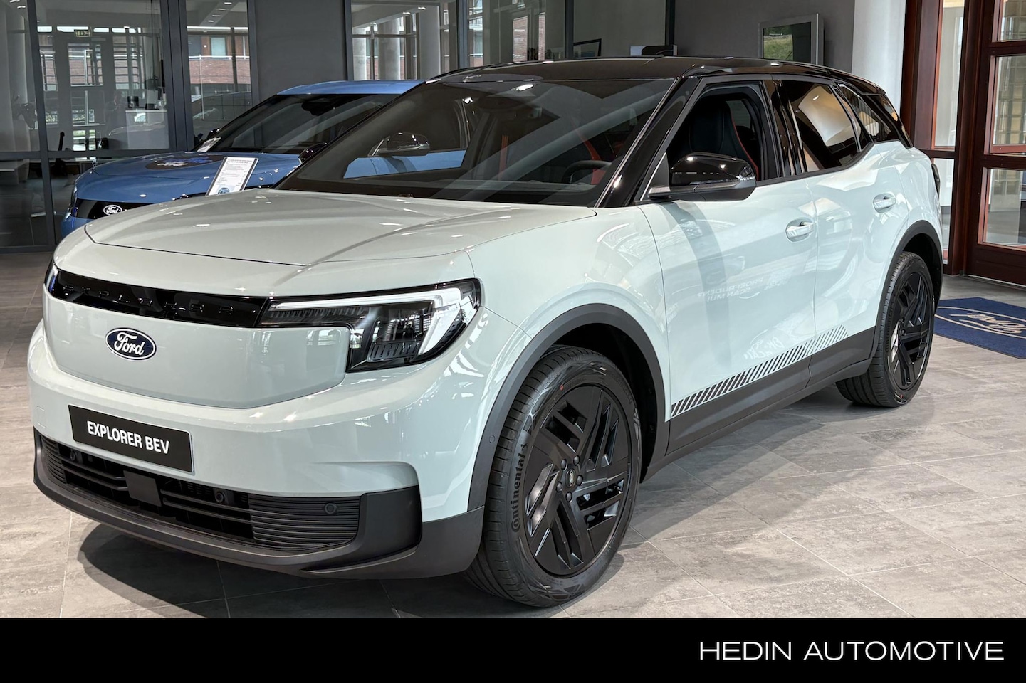 Ford Explorer - Collection Extended Range RWD 79 kWh | Trekhaak | B&O | Uit voorraad leverbaar! - AutoWereld.nl