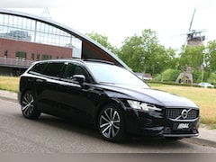 Volvo V60 - 2.0 T8 Plug-in R-Design Ultimate Dark Hybrid 335kW 456Pk AWD Aut Recharge Black Line Full