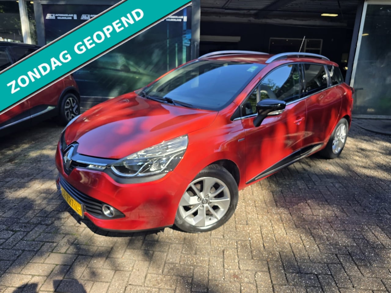 Renault Clio Estate - 0.9 TCe Limited | 1E EIGENAAR | 12MND GARANTIE | NAVI | AIRCO | CAMERA | LMV | - AutoWereld.nl