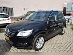 Volkswagen Tiguan - 1.4 TSI Comfort&Design 4Motion, opendak, leer