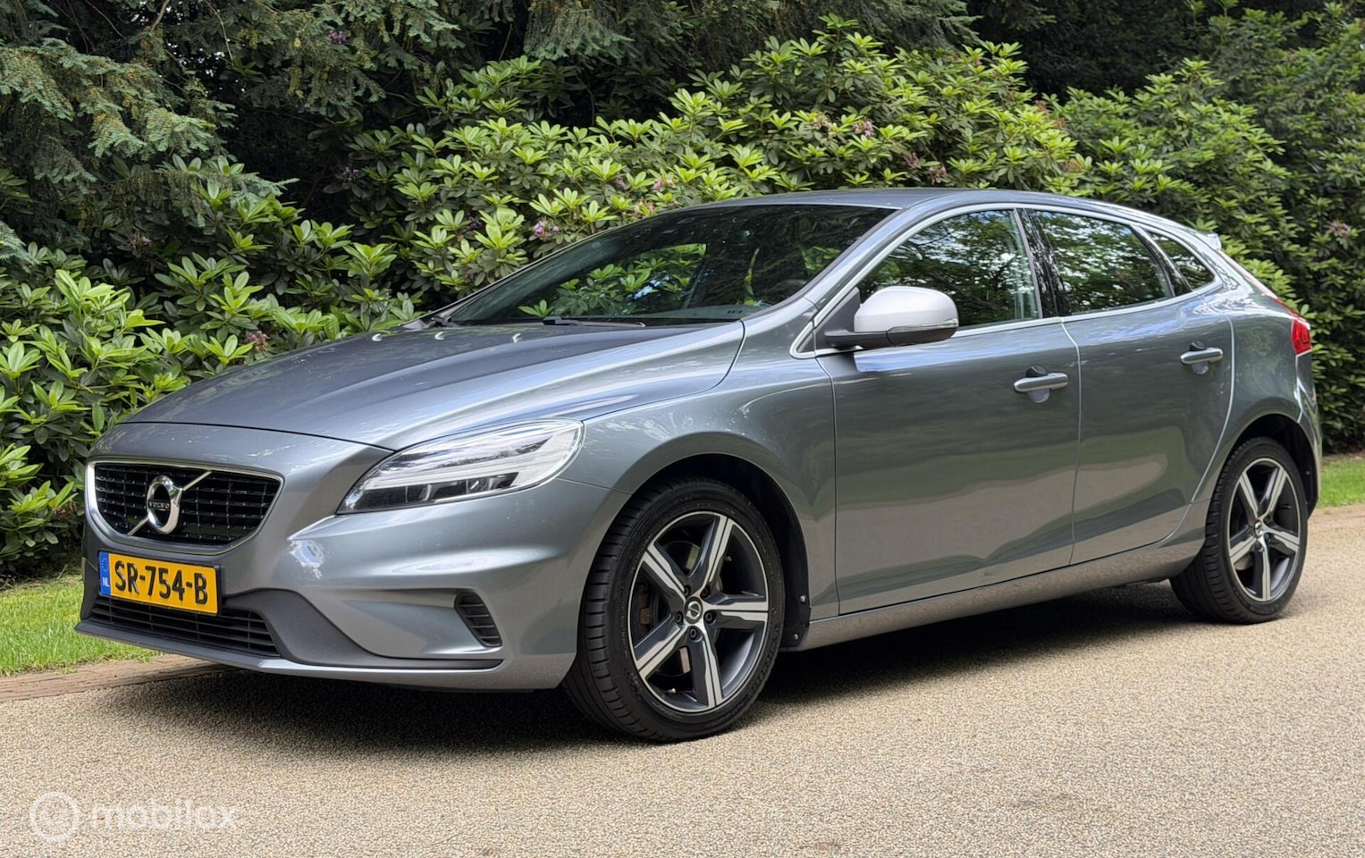 Volvo V40 - 2.0 T4 190PK Automaat Trekhaak Clima Cruise Leer - AutoWereld.nl