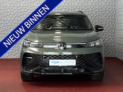 Volkswagen Tiguan - 1.5 eHYBRID 272 PK NW AUTO R-LINE VW.TREKHAAK BLACK PANO XL.NAVI STOEL/STUUR VERW. BLACK.S
