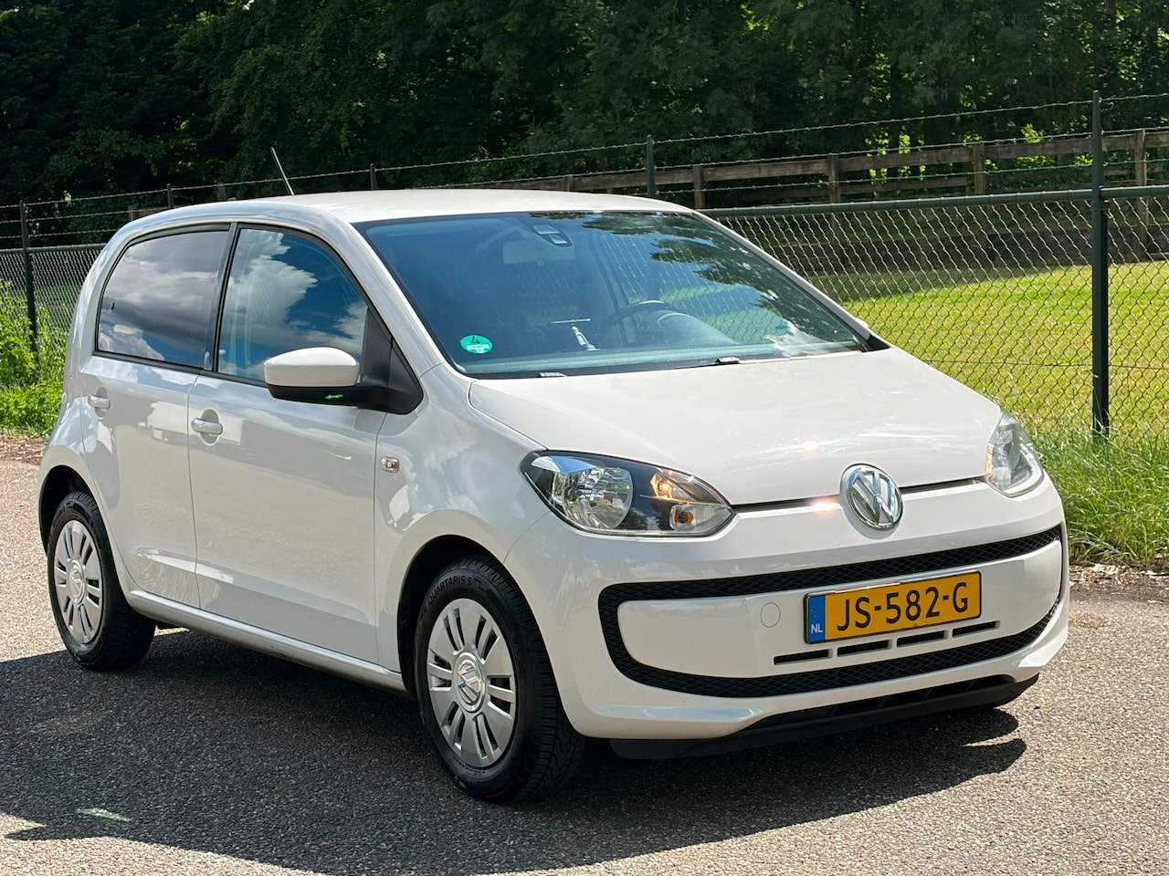 Volkswagen Up! - 1.0 move up! BlueMotion /Navi/Airco/ - AutoWereld.nl